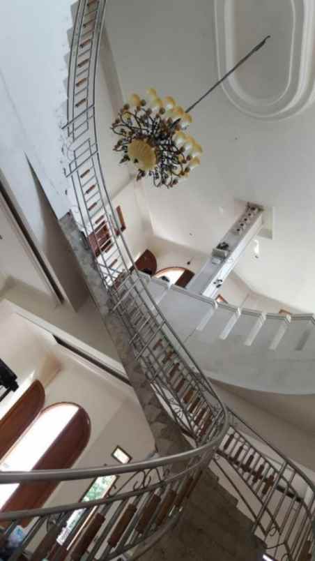 rumah jalan gatot subroto