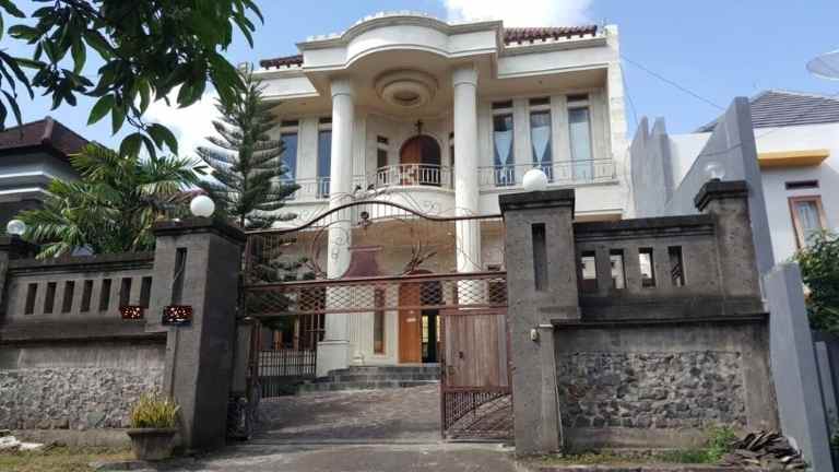 rumah jalan gatot subroto