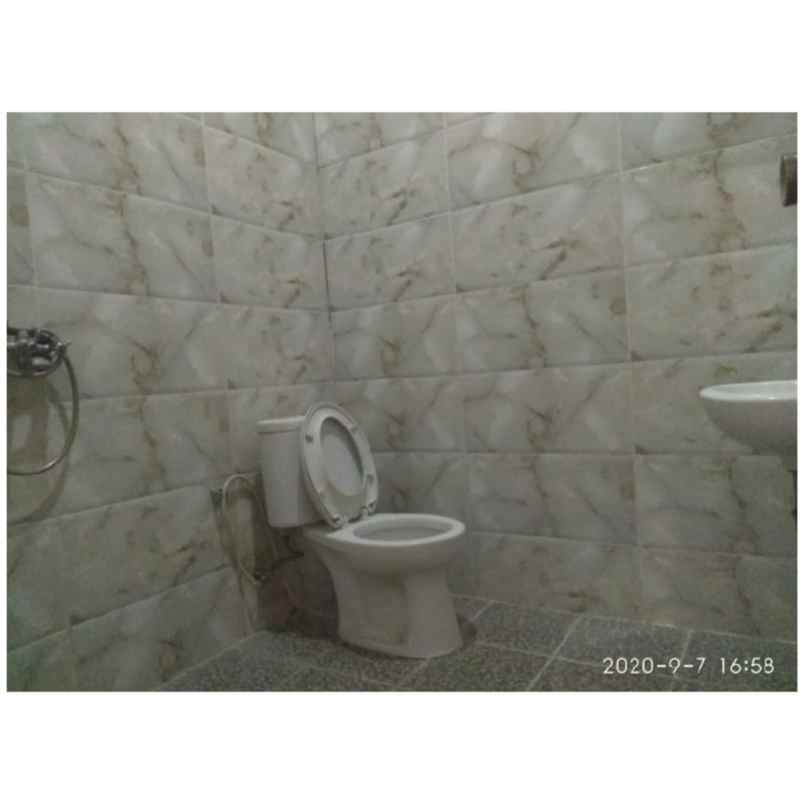 rumah jalan haji holil kreo