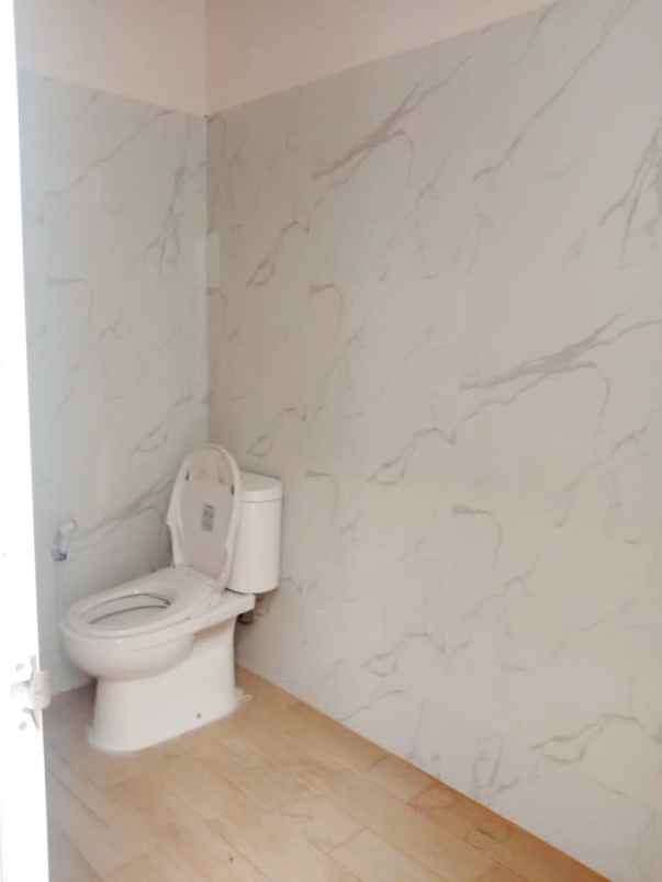 rumah jl cempaka putih raya