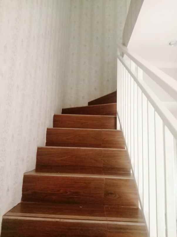 rumah jl cempaka putih raya