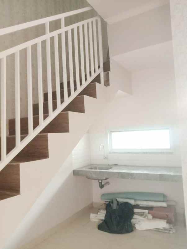 rumah jl cempaka putih raya