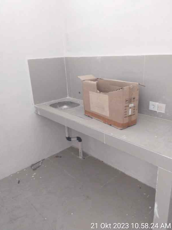 rumah jl kaliabang tengah kec