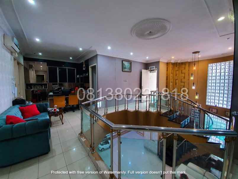 rumah jl kelapa puan timur i