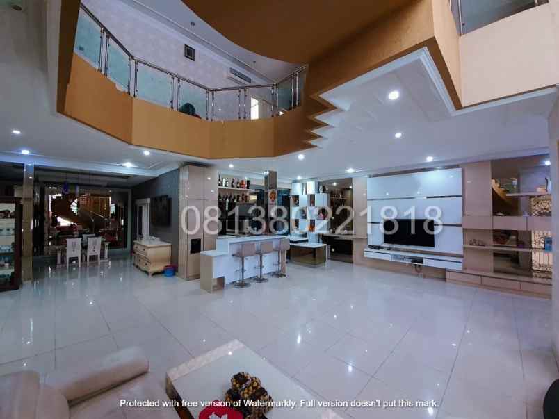 rumah jl kelapa puan timur i