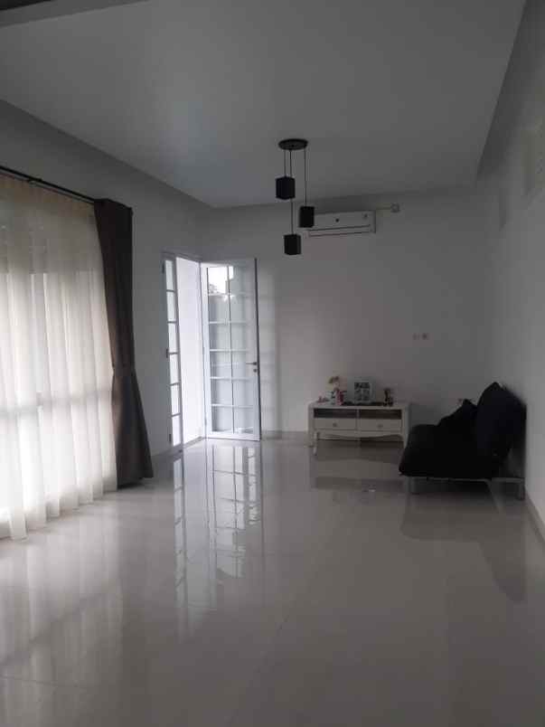 rumah jl pondok kelapa duren