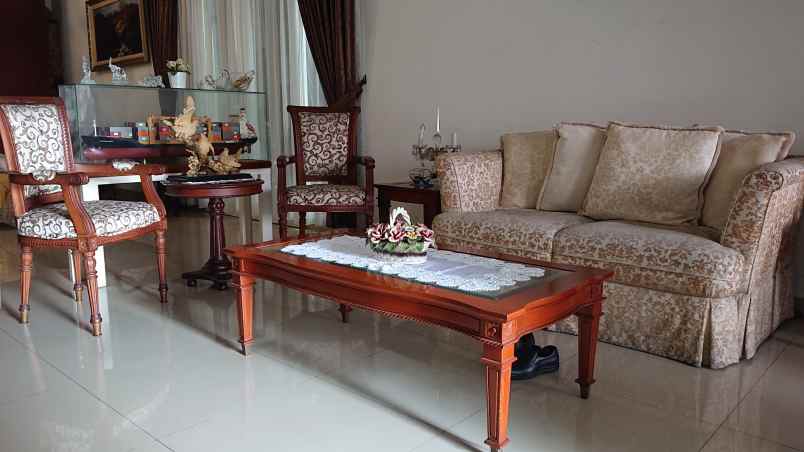 rumah jl rawa papan no 2