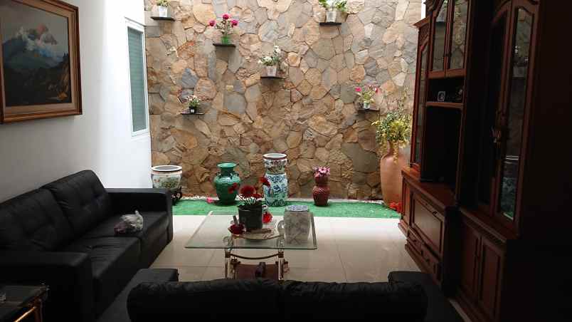 rumah jl rawa papan no 2