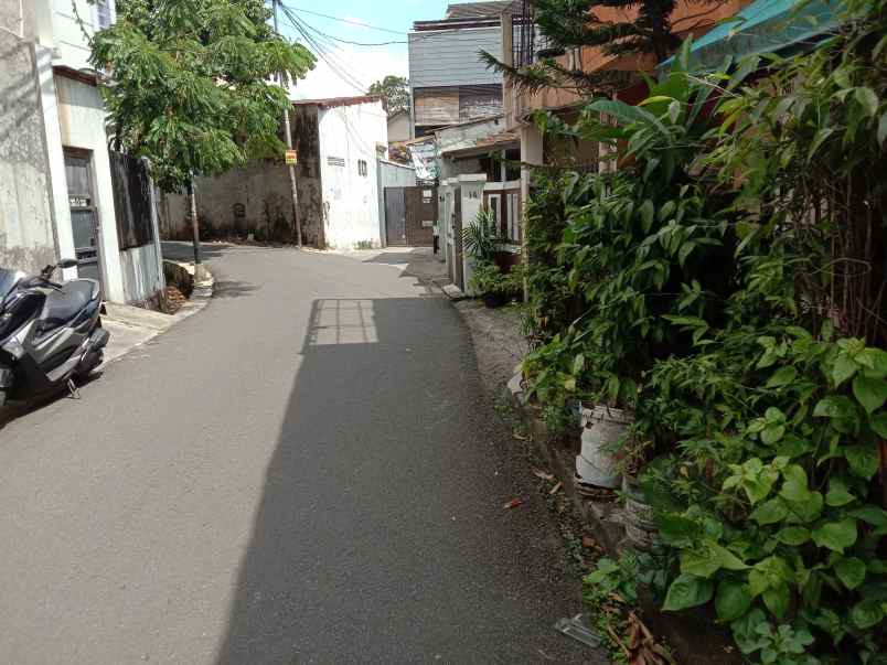 rumah kebayoran lama selatan