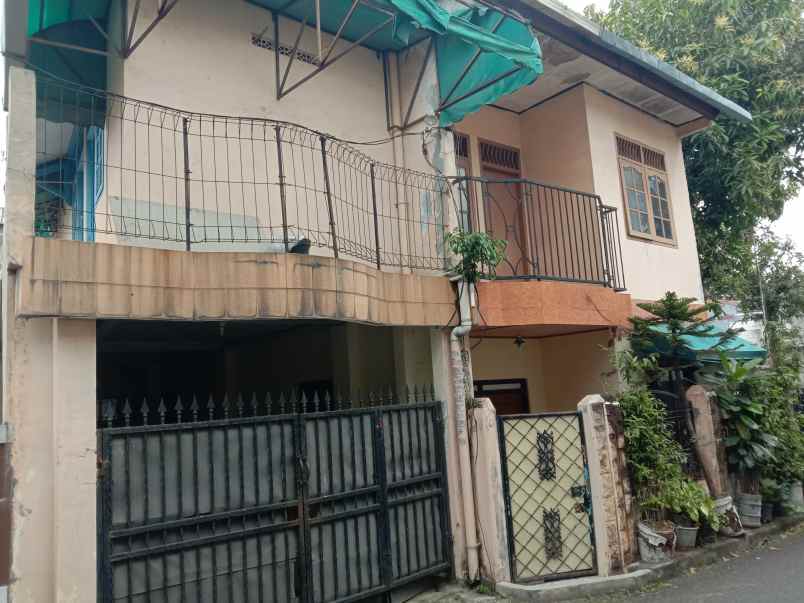 rumah kebayoran lama selatan