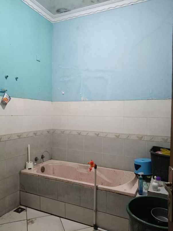 rumah keren siap huni di malaka sari duren sawit