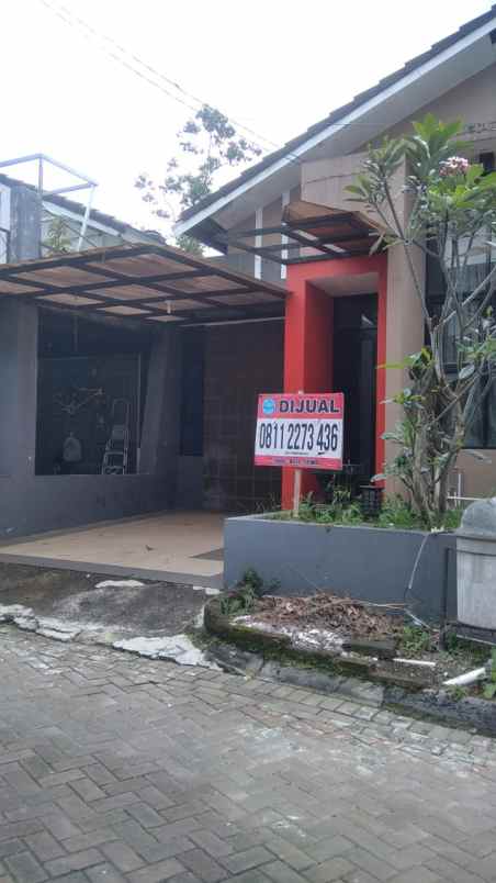 rumah komp ssp sariwangi akses jalan mudah siap huni