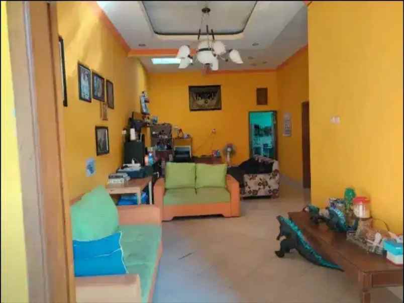 rumah komplek pesona anggrek