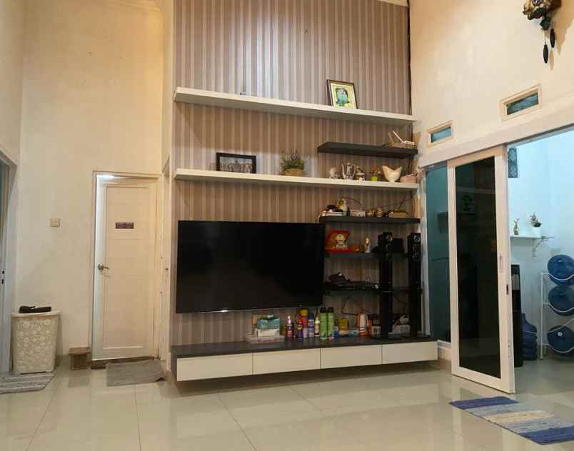 rumah komplex siap huni full renov