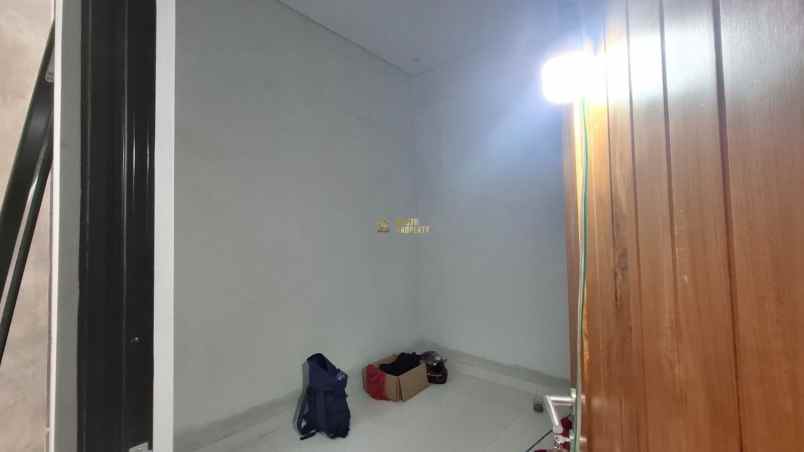 rumah limasan modern dalam cluster di kalasan