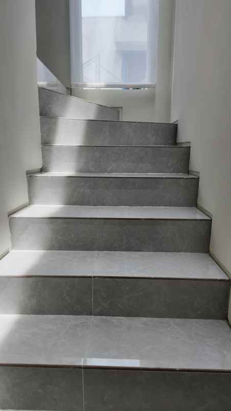 rumah mewah 2 lantai citraland kedamaian 1 2 m gresik