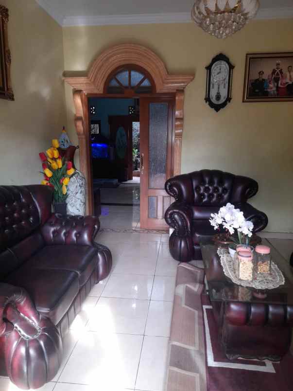 rumah mewah 2 lantai di sukup baru ujungberung bandung