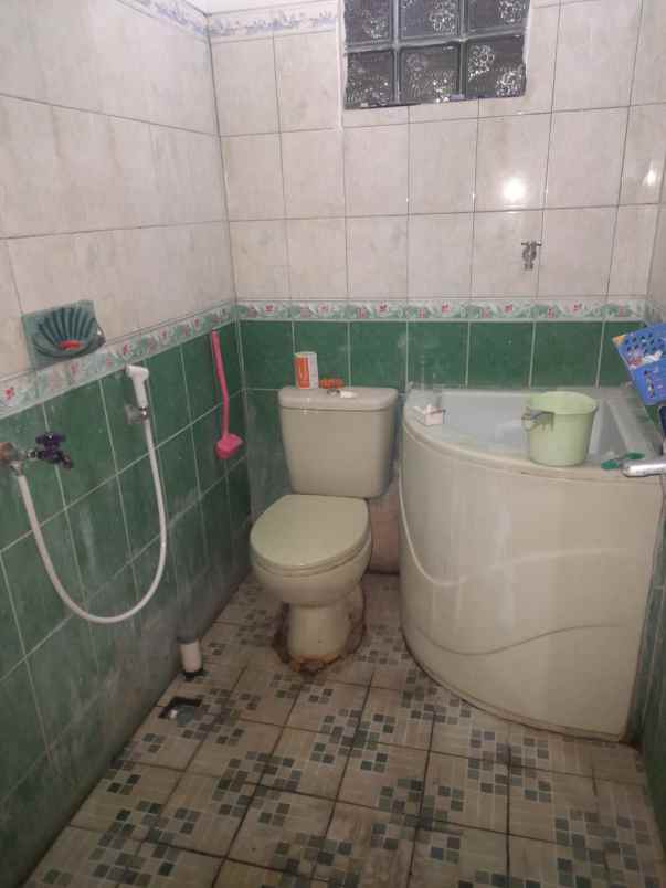 rumah mewah 2 lantai di sukup baru ujungberung bandung