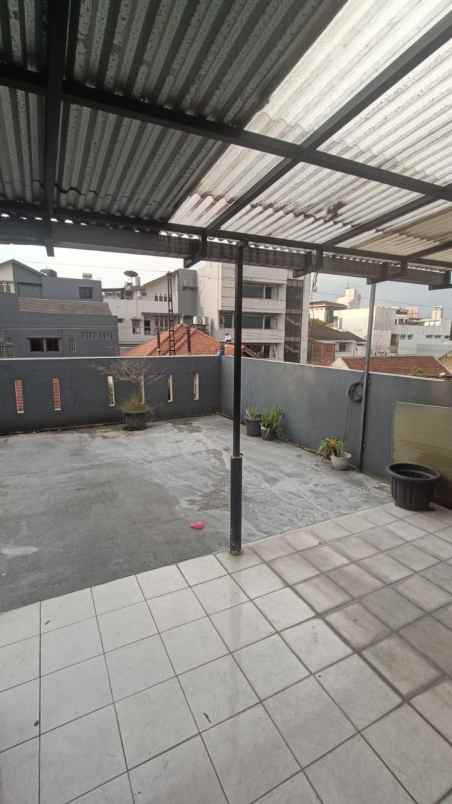 rumah mewah cipedes sukajadi dekat tol pasteur bandung