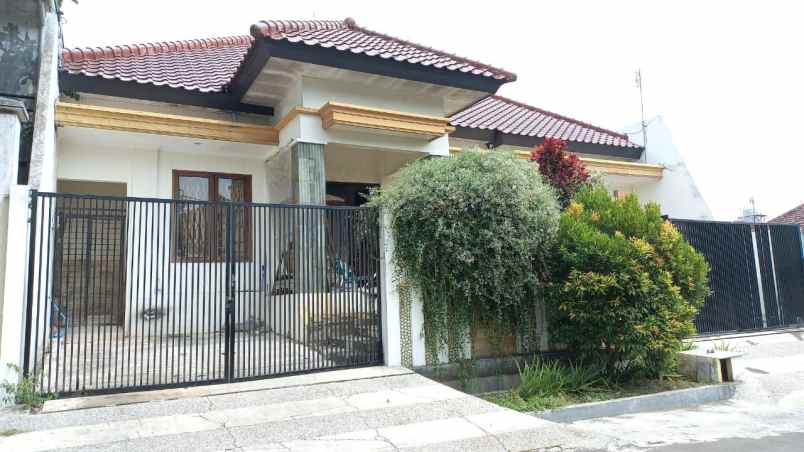 rumah mewah siap huni lokasi dieng malang