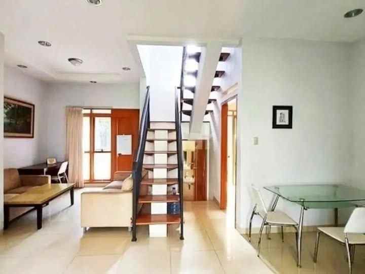 rumah minimalis cikutra dekat pahlawa cigadung bandung