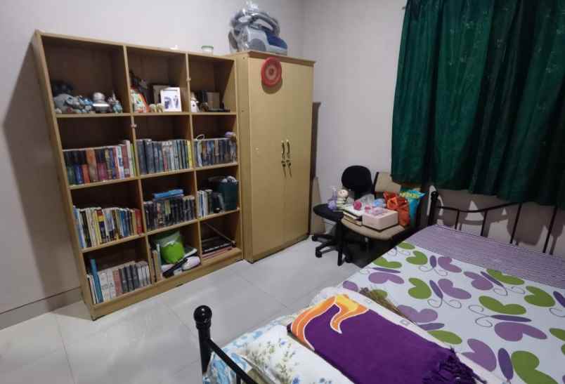 rumah minimalis logam dekat terusan buahbatu bandung