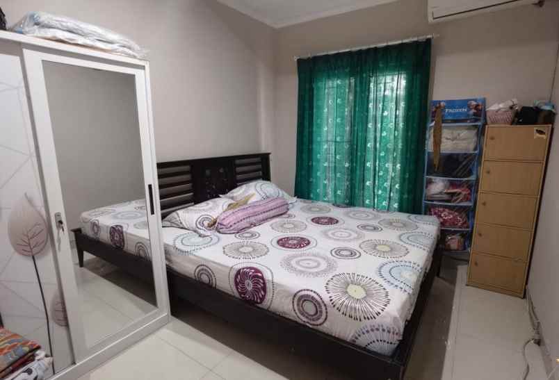 rumah minimalis logam dekat terusan buahbatu bandung