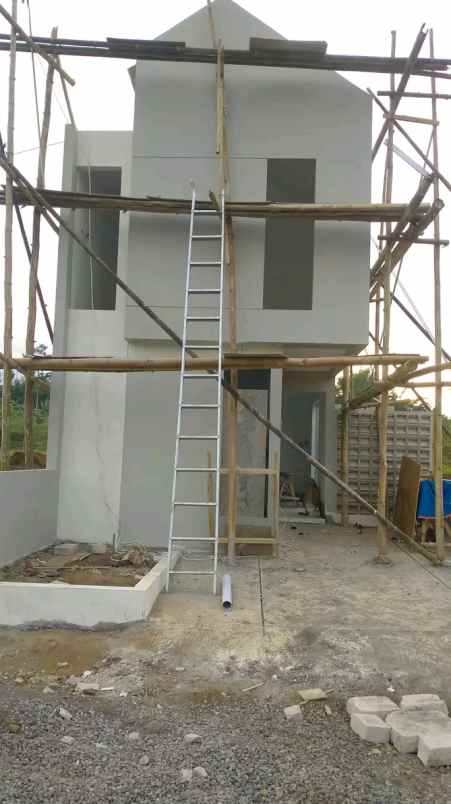 rumah murah 2 lantai di pandanlandung malang