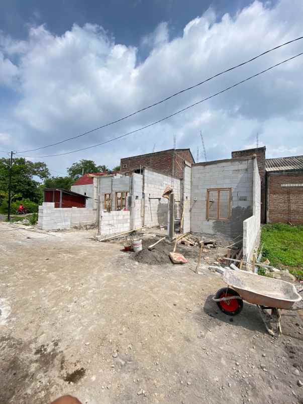 rumah murah dp 10juta di kudan tlogomulyo semarang