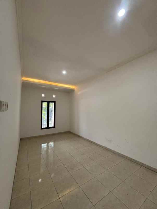 rumah ngaliyan shm bringin elok semarang barat