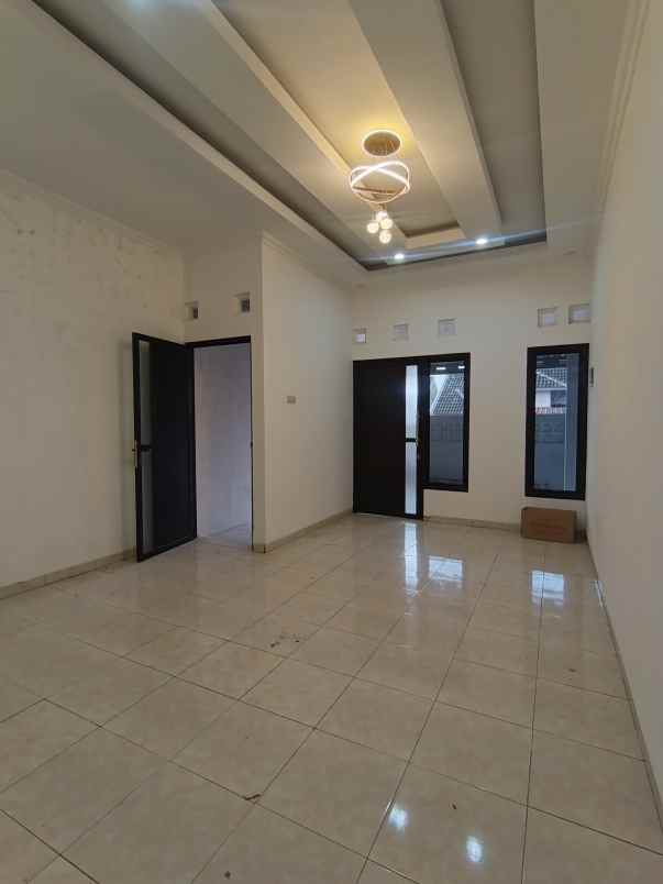 rumah ngaliyan shm bringin elok semarang barat