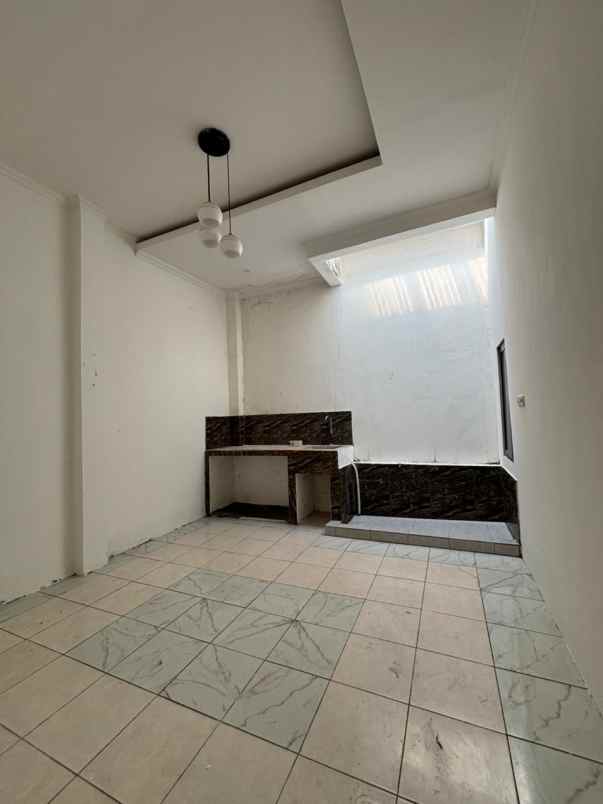 rumah ngaliyan shm bringin elok semarang barat