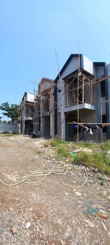 rumah nyaman area serpong tangsel 2 lantai