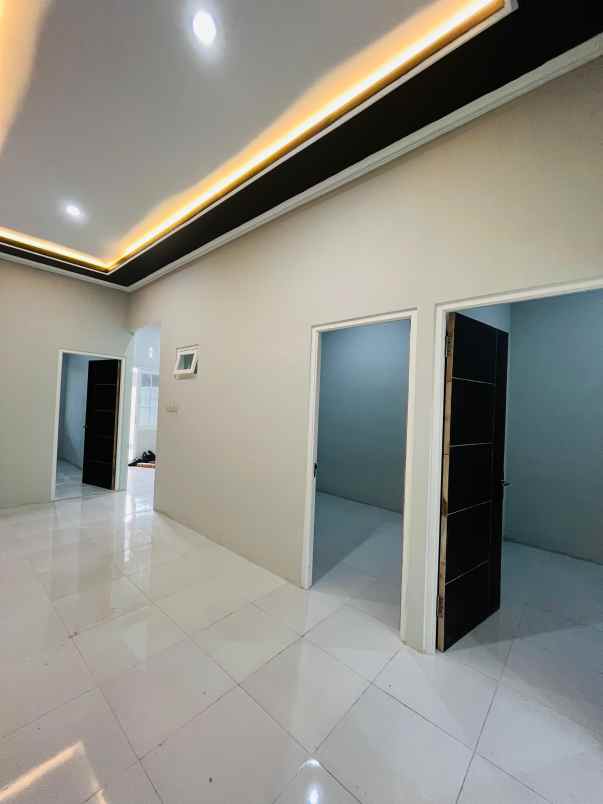 rumah panajng kayak kereta 5 x 19