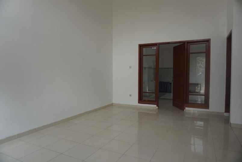 rumah pisangan ciputat timur