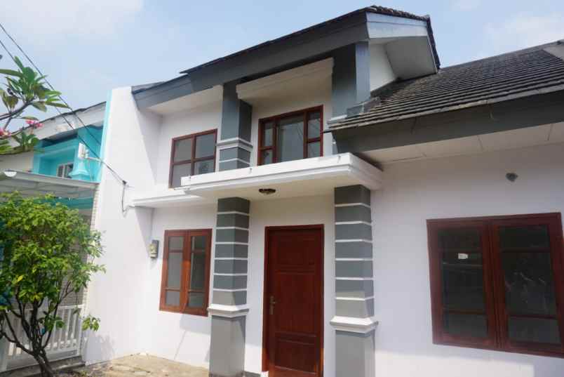 rumah pisangan ciputat timur