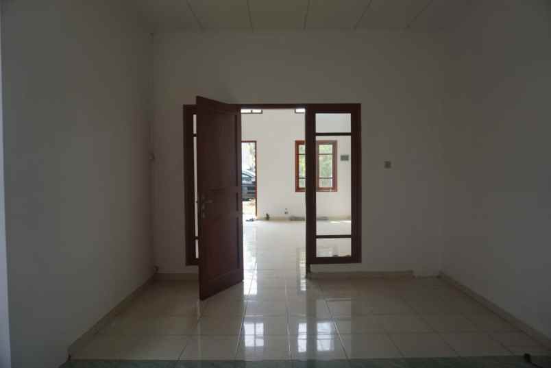 rumah pisangan ciputat timur