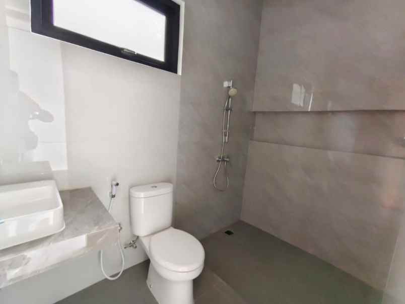 rumah pondok hijau gegerkalong setiabudi