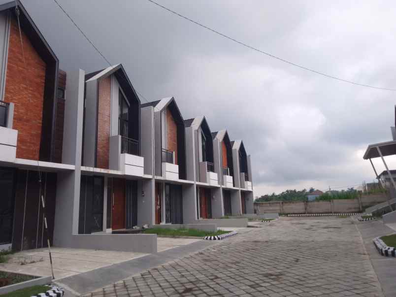 rumah ready stock dp 0 dekat wisata bns batu