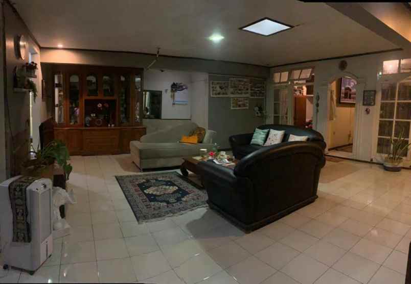rumah renov semi furnished di margacinta bandung