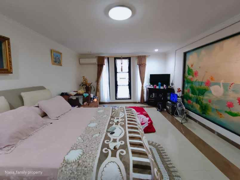 rumah second bagus dekat ke permata hijau jaksel