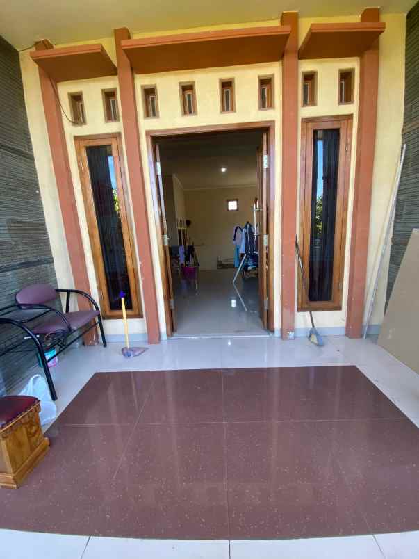 rumah second luas 6 kt 3 km serang