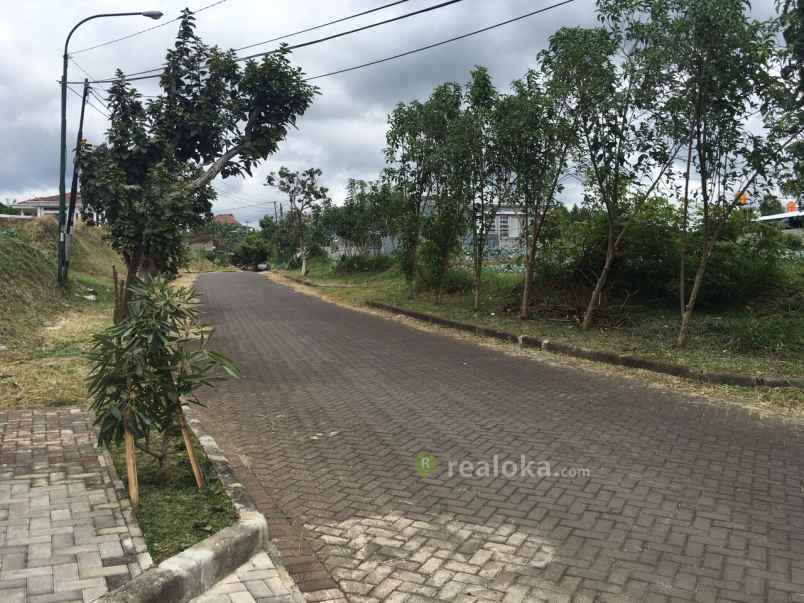 rumah sersan bajuri ters