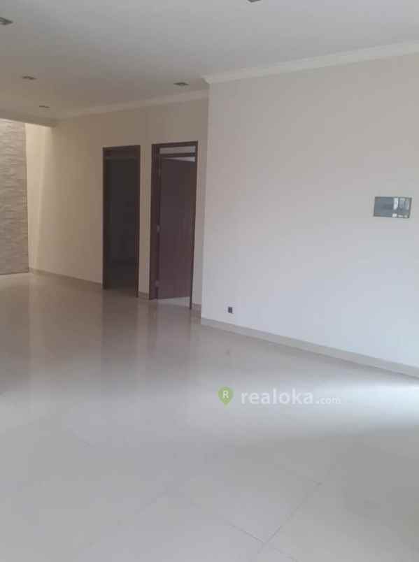 rumah setra duta sarijadi pasteur