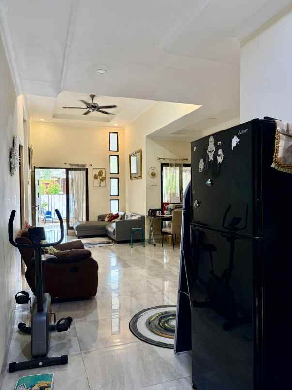 rumah siap huni cluster aralia harapan indah bekasi