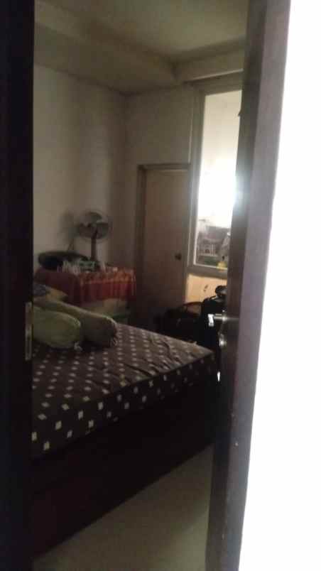 rumah siap huni dalam cluster exlusive green andara