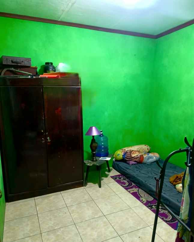 rumah siap huni dekat jalan ray