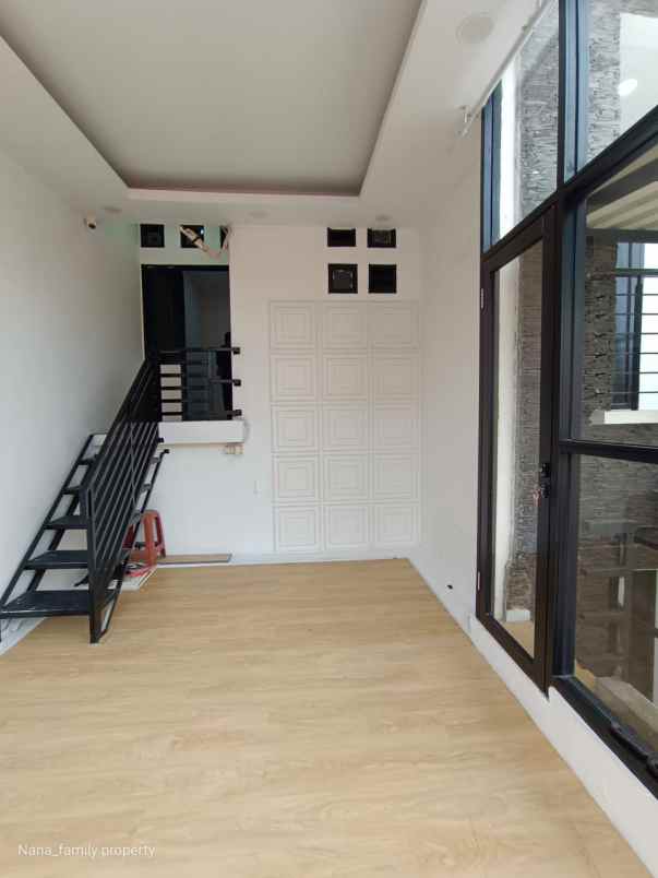 rumah siap huni di area rawa belong kebon jeruk jakbar