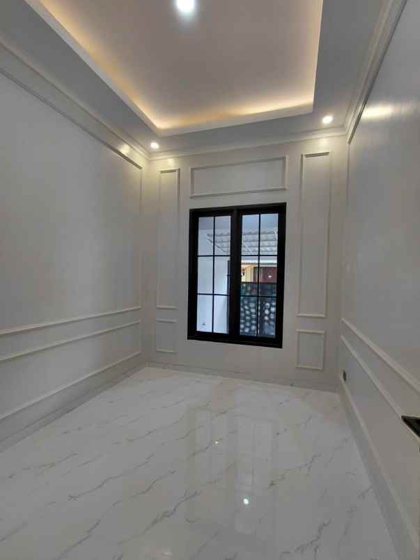 rumah siap huni lokasi strategis di griyaloka bsd