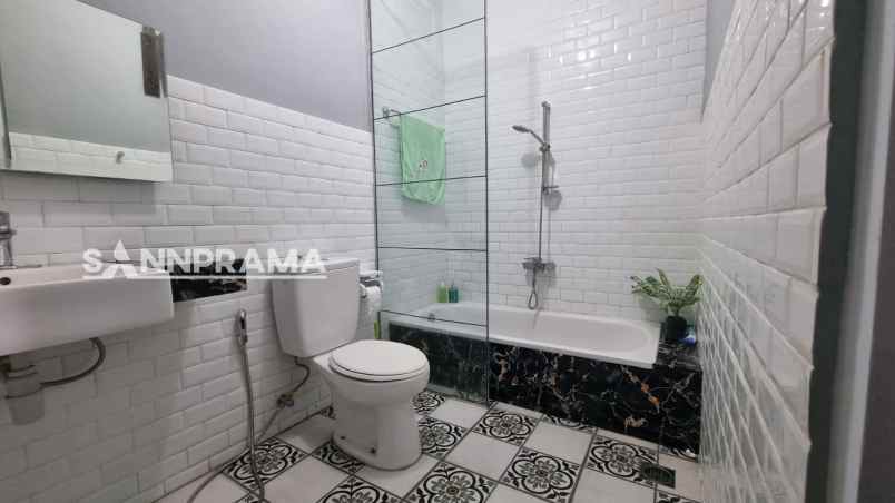 rumah siap huni minimalis di cireunde